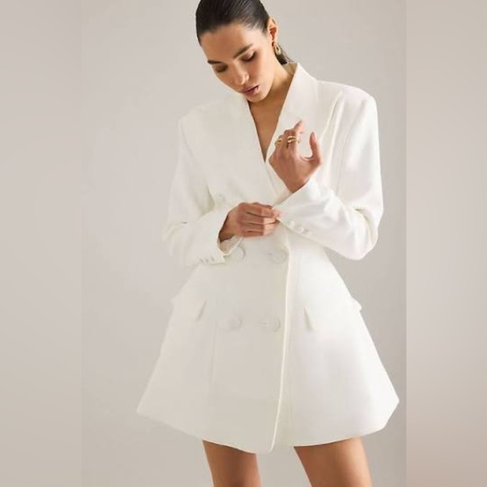 Bardot Janna Hourglass Double Breasted Blazer Mini Dress in White Size 4 - Picture 2 of 12